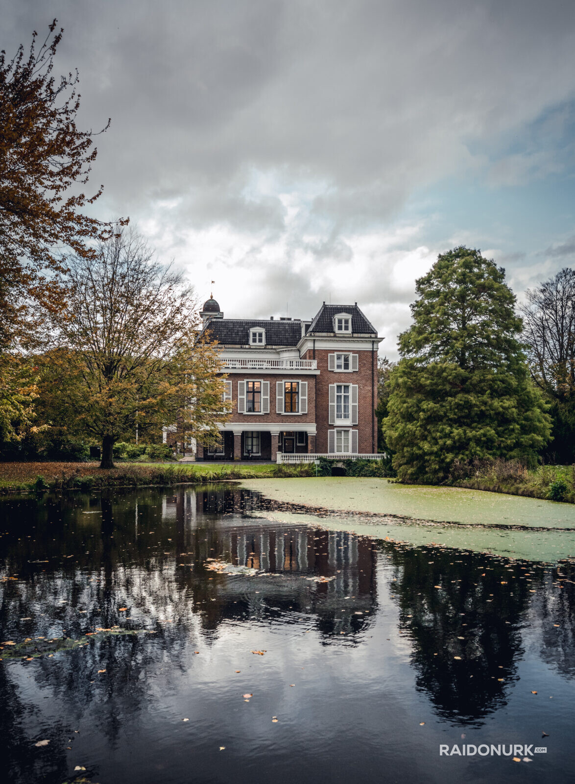 Holland, Den Haag, city, parks, autumn