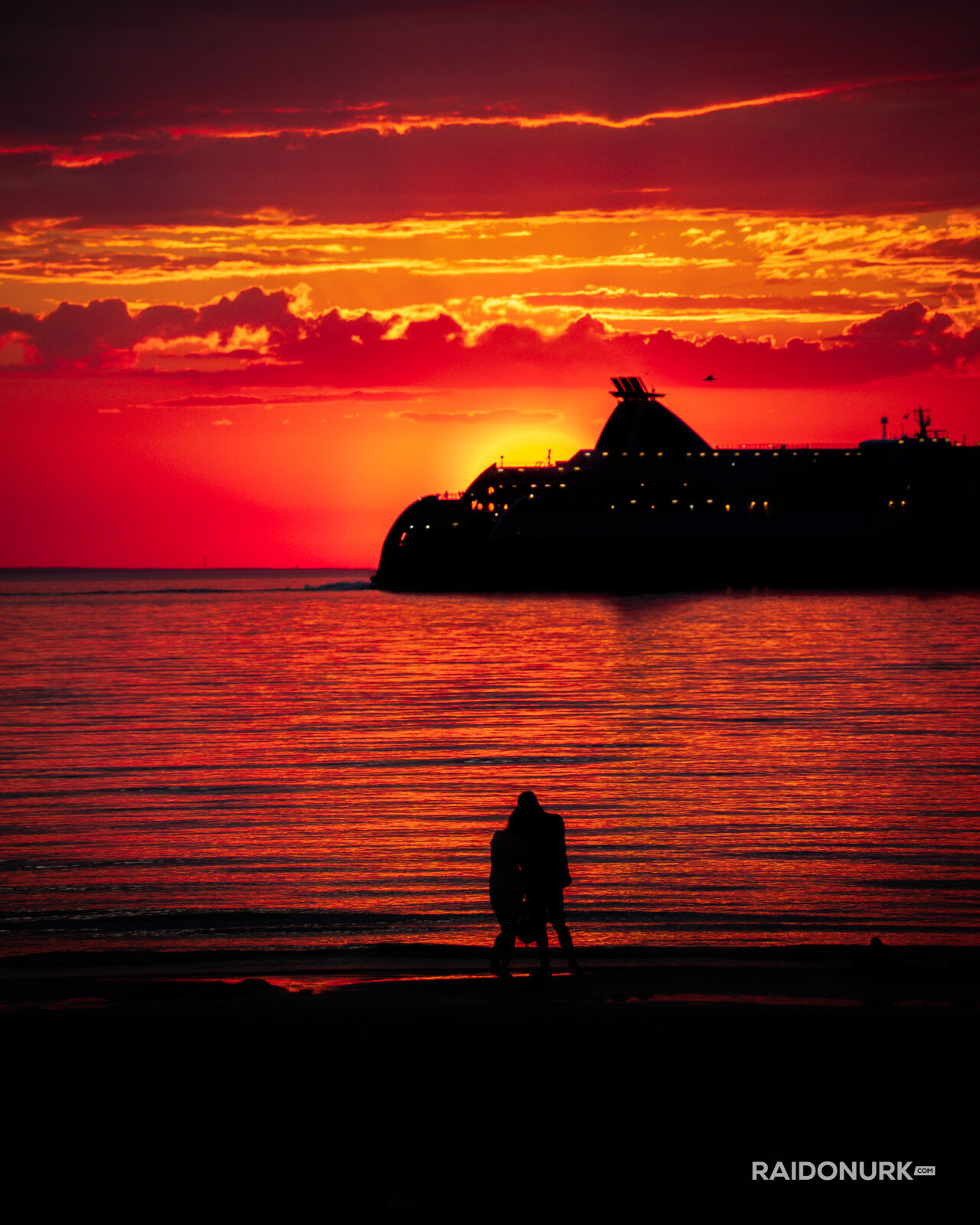 Sunset, red-painted sunset, päikeseloojang, pirita, tallinn, Eesti, sea, summer