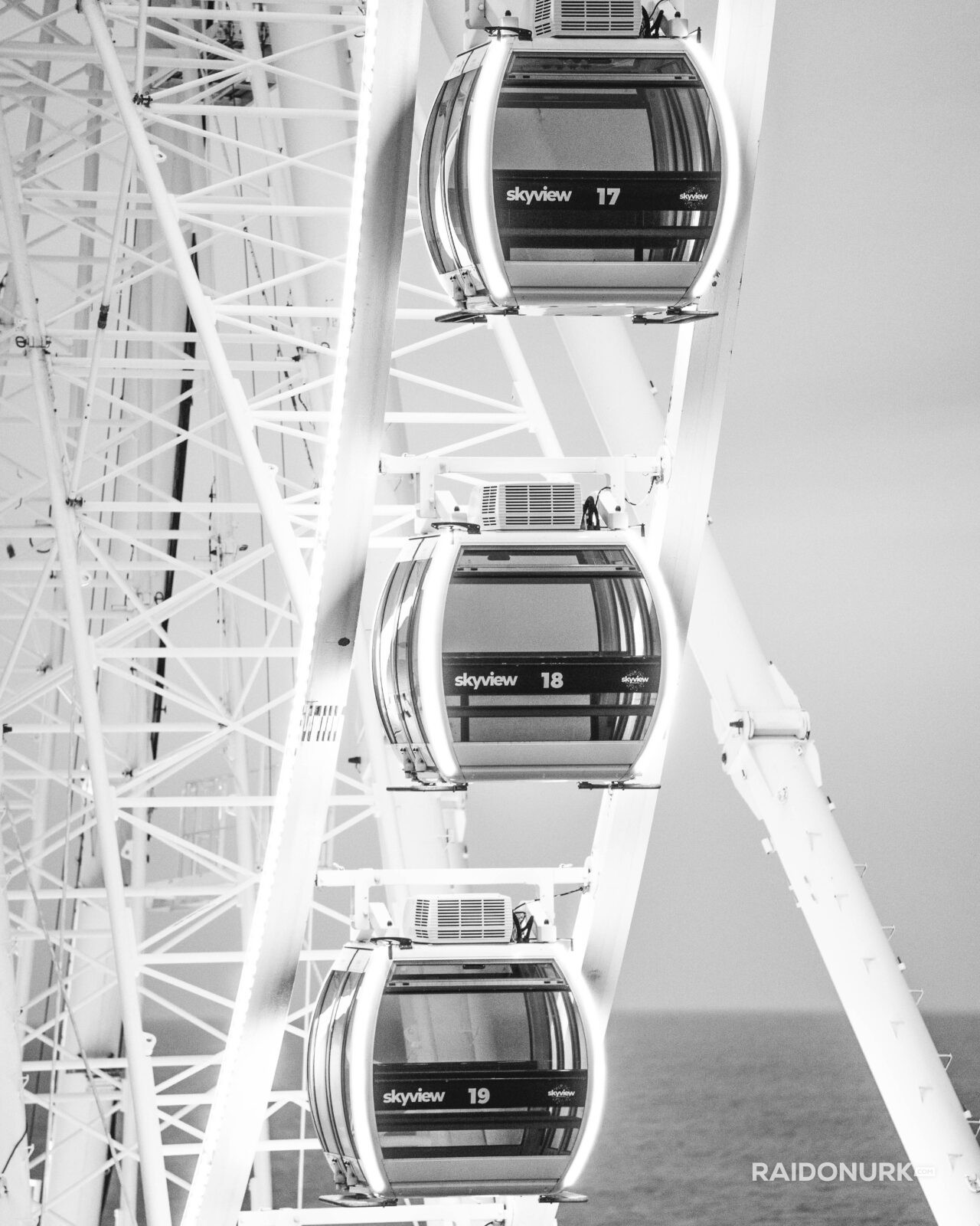 monochrome, ferrys wheel, pier, mustjavalge, blackandwhite, scheveningen pier, Den Haag