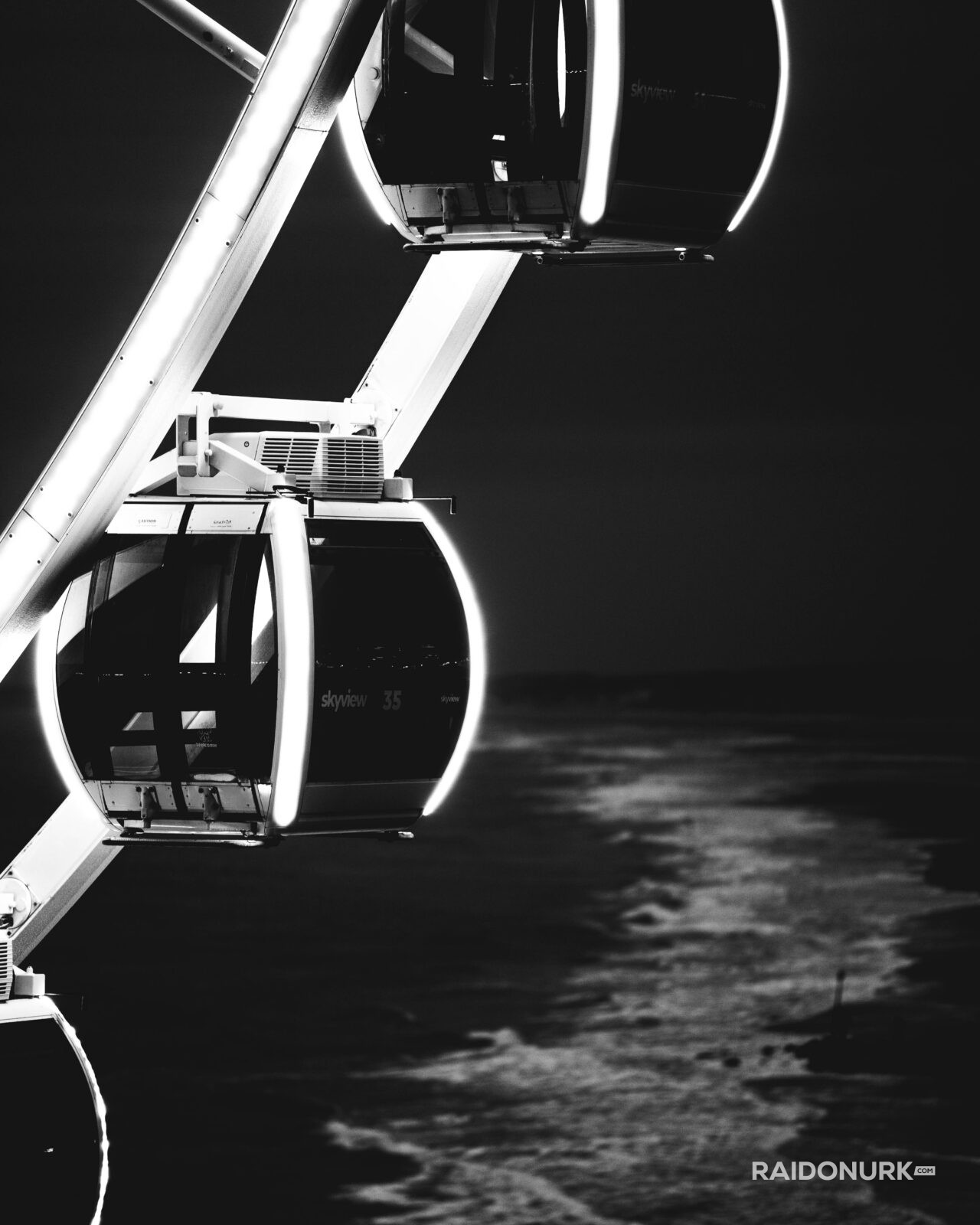 monochrome, ferrys wheel, pier, mustjavalge, blackandwhite, scheveningen pier, Den Haag