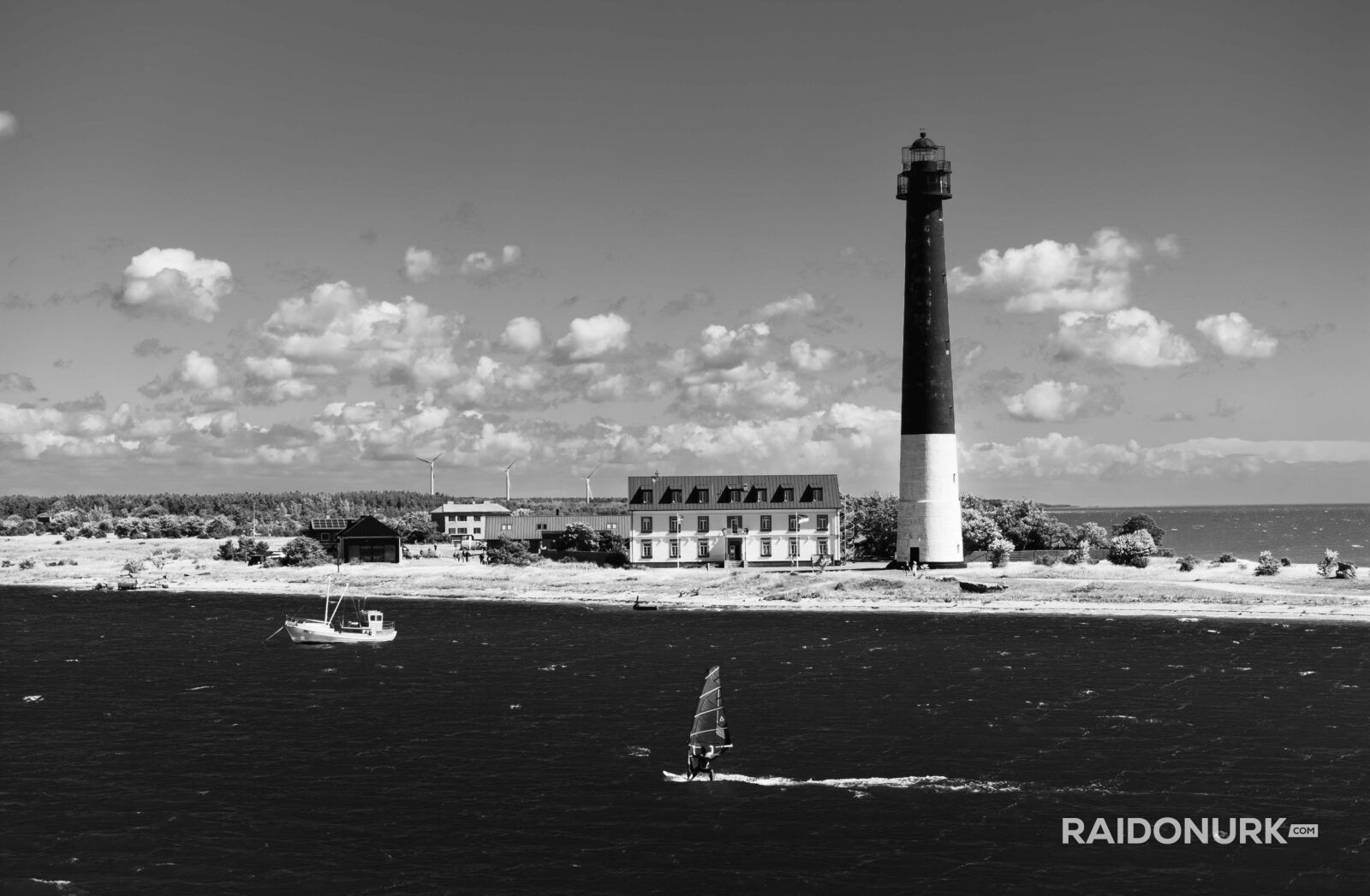 Sõrve säär,  Saaremaa, Sõrve tuletorn, Sõrve lighthouse, Sõrve, spordifotograafia, windsurf, windsurfing, surf art, windsurf spots estonia, Estonian windsurfing, Eesti purjesurf, purjesurf