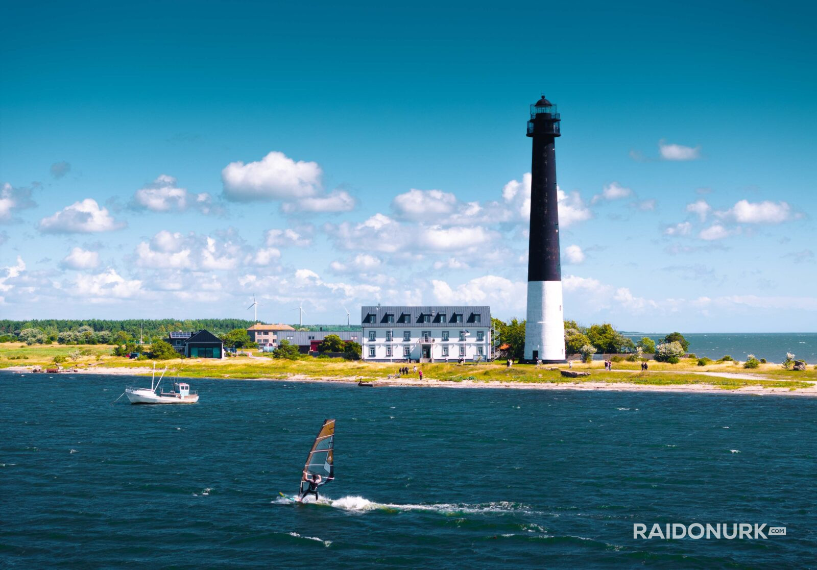 Sõrve säär,  Saaremaa, Sõrve tuletorn, Sõrve lighthouse, Sõrve, spordifotograafia, windsurf, windsurfing, surf art, windsurf spots estonia, Estonian windsurfing, Eesti purjesurf, purjesurf