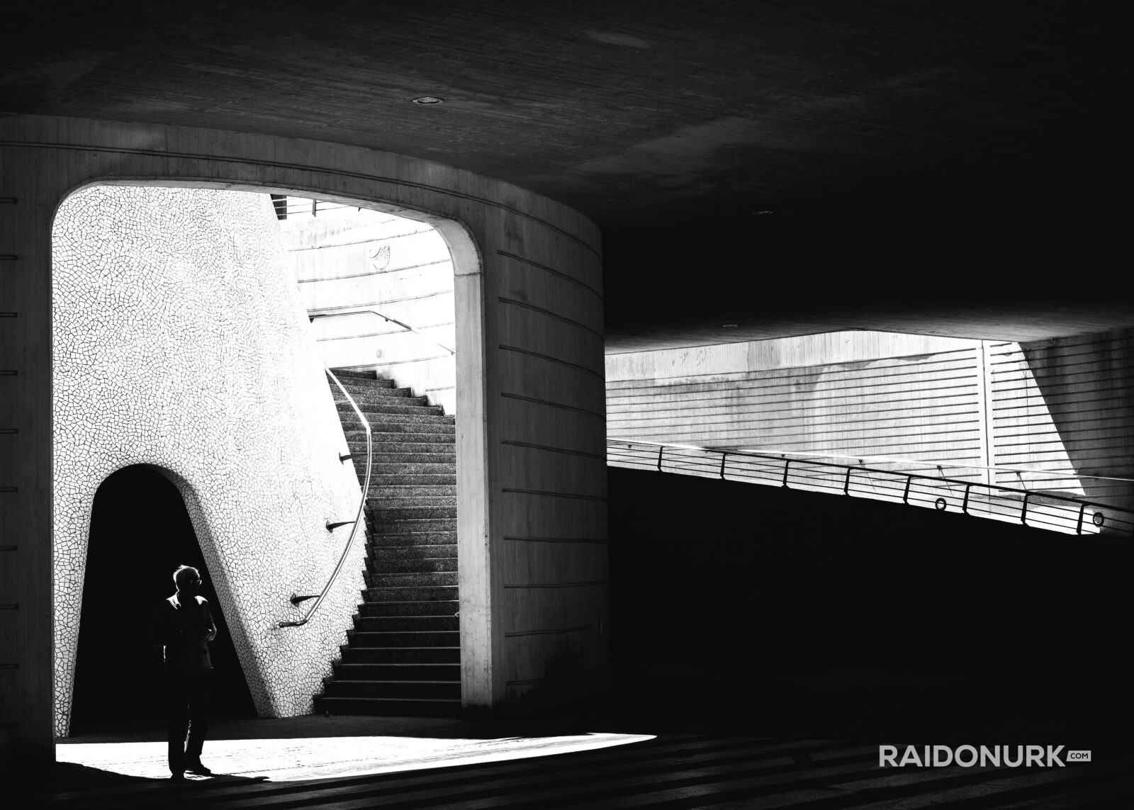 street photography, Valencia Spain, shadows and lights